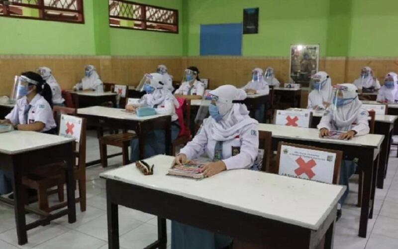 Satgas Minta Sekolah Tutup 3 Hari Jika Temukan Siswa Positif Covid-19