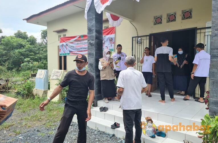 Yayasan Haji Maming Bantu Satu Truk Air Mineral, Warga Maju Makmur Batulicin Ucapkan Terimakasih