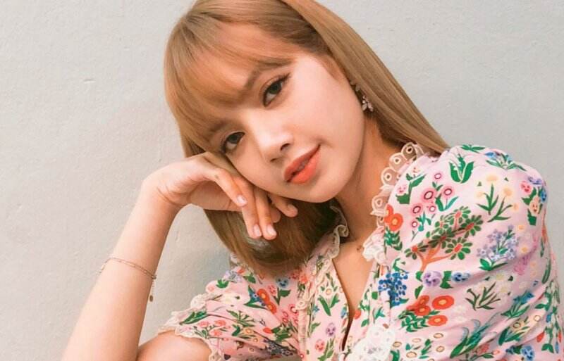Tembus 700 Ribu dalam 4 Hari, Lisa BLACKPINK Pecahkan Rekor Pre-Order Album Debut Solo