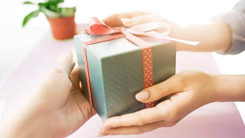 Ini 12 Kado Terbaik yang Bisa Kamu Berikan Untuk Pacar
