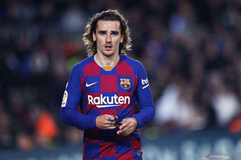 Barcelona Pinjamkan Antoine Griezmann ke Atletico Madrid