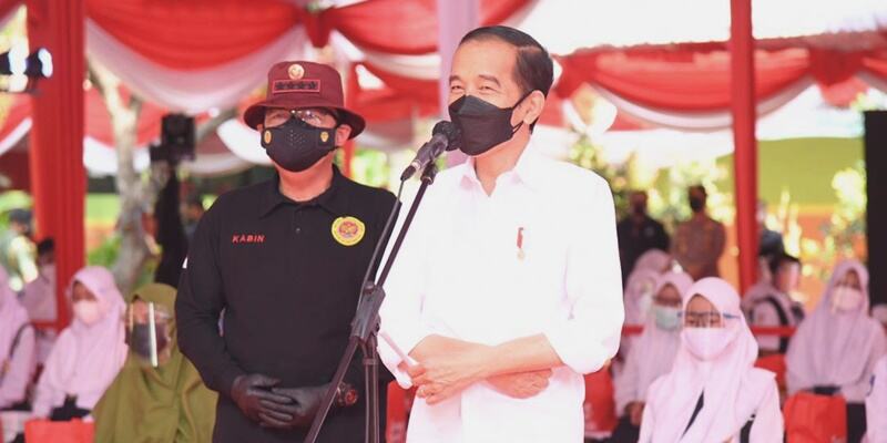 Vaksinasi Door to Door Wujud Political Will Jokowi dan Budi Gunawan