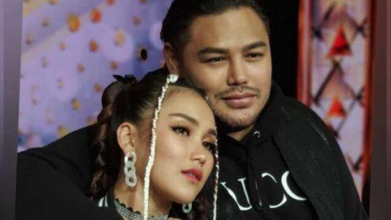 Jujur Soal Perasaannya ke Ivan Gunawan, Ayu Ting Ting: Kalau Gue Cerita ke Lo, Lo-nya kan Jarang Angkat Telepon Gue