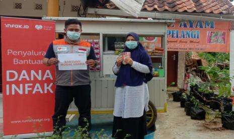 Rumah Zakat Bantu UMKM untuk Bangkit di Masa Pandemi