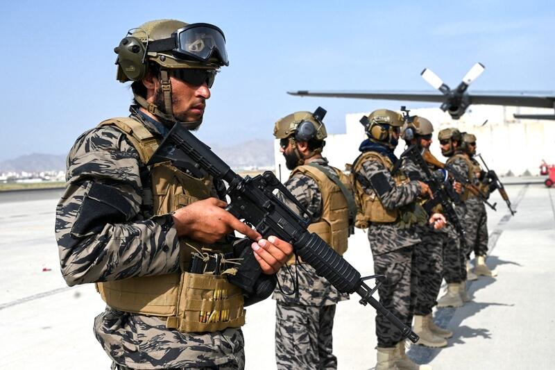 Bandara Kabul Dikuasai Taliban, AS Hancurkan Perangkat Militer Tersisa