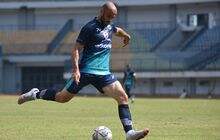 4 Hal Penting untuk Menguasai Teknik Mengoper Bola Jarak Pendek