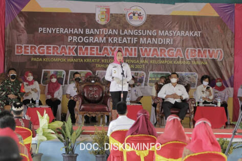 Ratusan Warga Tiga Kecamatan di Tuba Dapat Bantuan Senilai Rp10 Juta per Orang