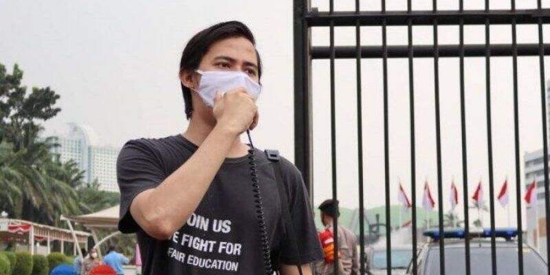 Ketua BEM UI Ajak Masyarakat Kampanyekan Pesan Warga Blitar yang Digelandang karena Bentangkan Poster ke Jokowi