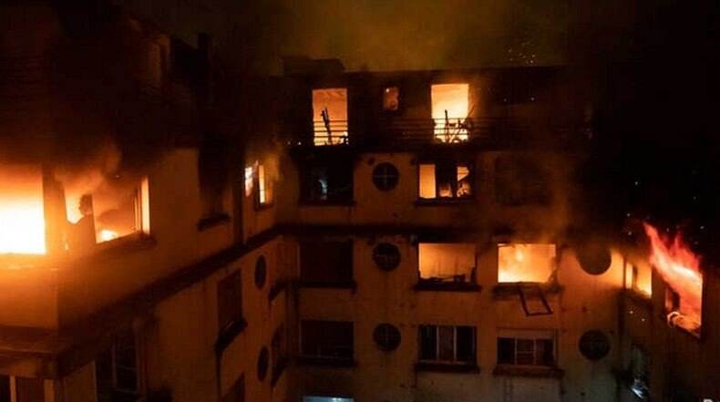 Rumah Sakit Darurat Covid-19 Terbakar, 10 Pasien Tewas