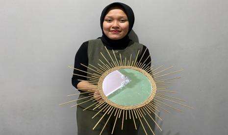 ,Kreativitas Mengubah Limbah Kardus Jadi Dekorasi Interior