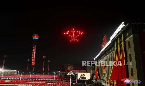 Korea Utara Gelar Parade Militer di Malam Hari