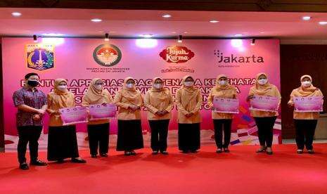 Dukung Vaksinasi, Bantuan Diberikan untuk Nakes dan Relawan