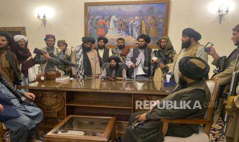 Mantan Presiden Ghani Minta Maaf Kepada Rakyat Afghanistan