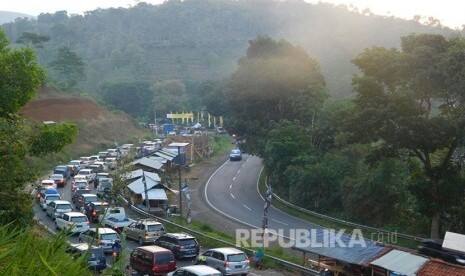 Pembangunan Jalur Tengah Selatan Jabar Tahap Pradesain