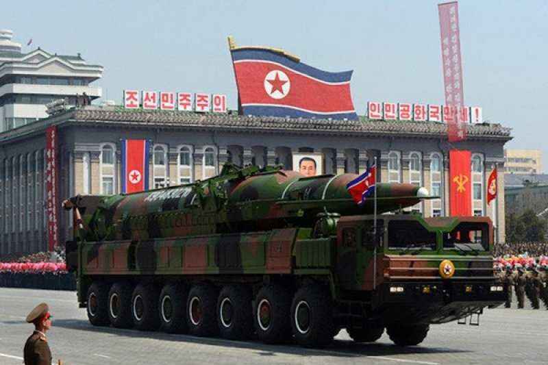 Ada Apa Ini Kok Sampai Tampilkan Rudal Balistik, Korea Utara Gelar Parade Militer pada Malam Hari