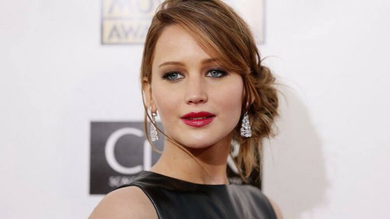 Jennifer Lawrence Hamil Anak Pertama