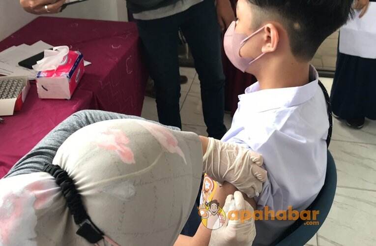 Pelajar Banjarmasin Usai Disuntik Vaksin Covid-19: Ternyata Tidak Seram