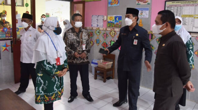 Diknas Lumajang Segera Evaluasi Pembelajaran Tatap Muka Terbatas