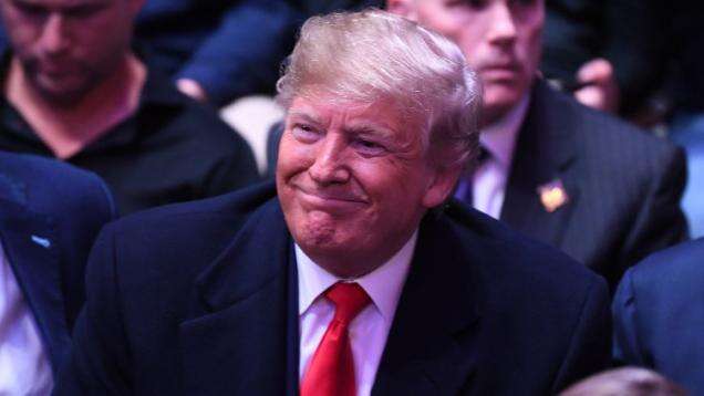 Duel Akbar Evander Holyfield vs Vitor Belfort, Donald Trump Jadi Komentator
