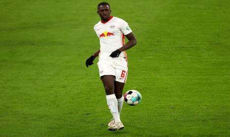 Konate Nantikan Duet Bareng Van Dijk di Pertahanan Liverpool