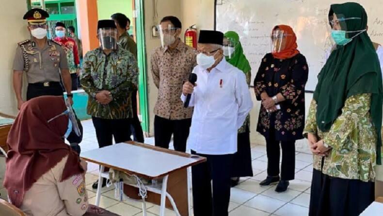 Cegah Penyebaran Covid-19 Varian MU, Wapres KH Ma`ruf Amin : Perketat Pintu Masuk Indonesia