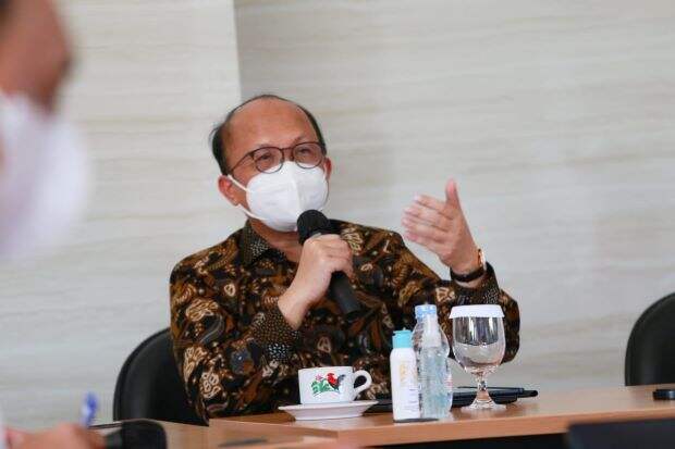 Sekjen Kemnaker: Stimulus Pemerintah Berhasil Tekan Angka Pengangguran