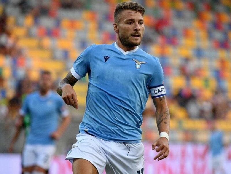 Ciro Immobile Hadiahi Seorang Anak Jersey, Usai Tak Sengaja Dibikin Menangis