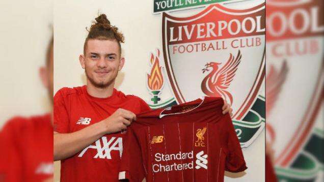 Dapat Tekel Horor Bek Keturunan Indonesia, Begini Kondisi Wonderkid Liverpool