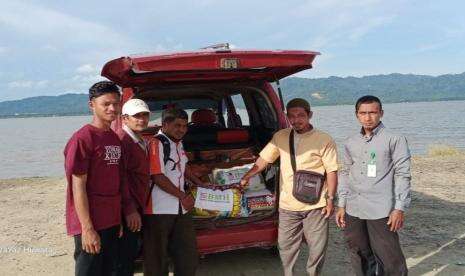BMH Kirim Bantuan Logistik Santri di Perbatasan RI-Malaysia