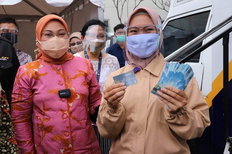 BLT Subsidi Gaji Rp1 Juta Cair ke Pekerja Warung Nasi