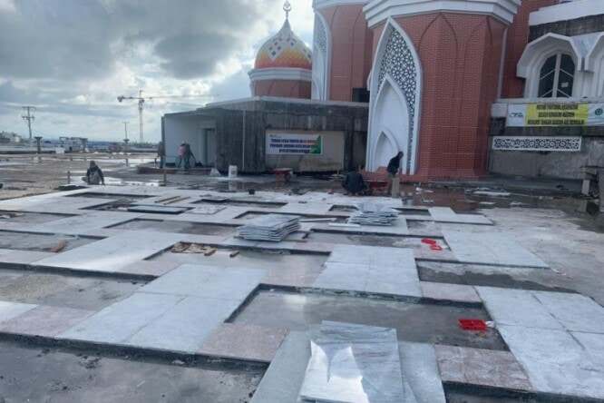 Pengerjaan Masjid 99 Kubah Terhambat karena Pekerja Terpapar Covid-19