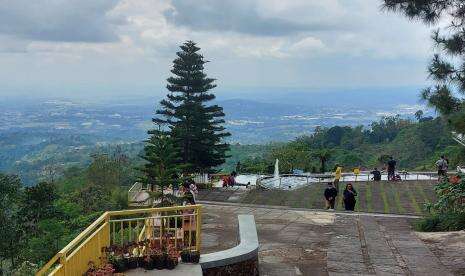 Dilonggarkan, Objek Wisata di Semarang Diserbu Pengunjung