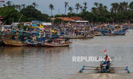 Siswa Lebak Belajar Permainan Papan Gambar Bahaya Tsunami