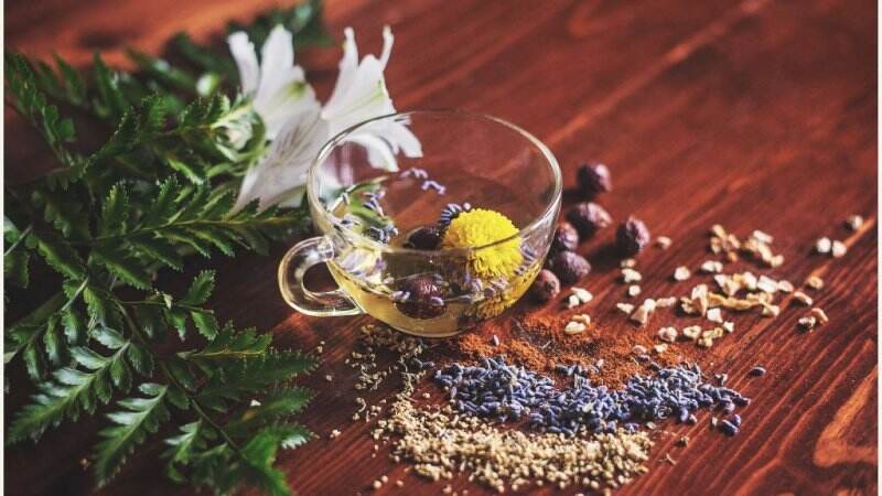 Ramuan Herbal Ini Efektetif Hempaskan Kolesterol dan Darah Tinggi, Gampang Banget Bikinnya!