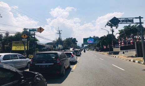 Kemenhub Kaji Pembatasan Penumpang di Kawasan Puncak