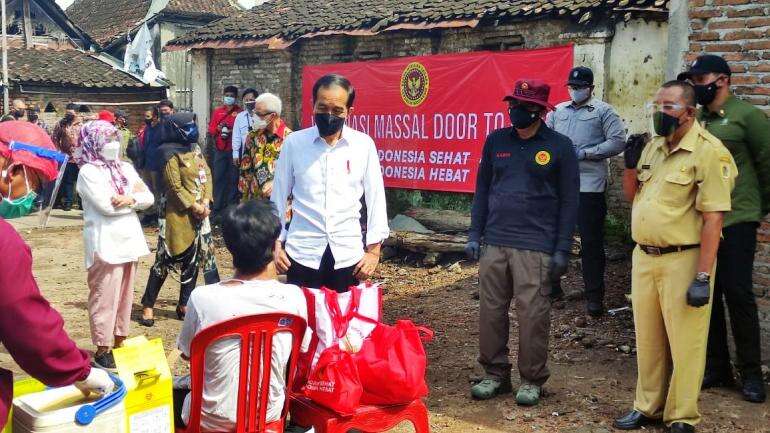 Disaksikan Jokowi BIN Terus Gulirkan Vaksinasi, 58 Ribu Dosis Disebar Serentak Di 10 Provinsi