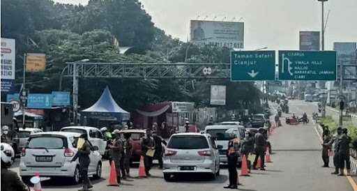 Kemenhub Evaluasi Pemberlakuan, Jalan ke Puncak Harus 4 in 1
