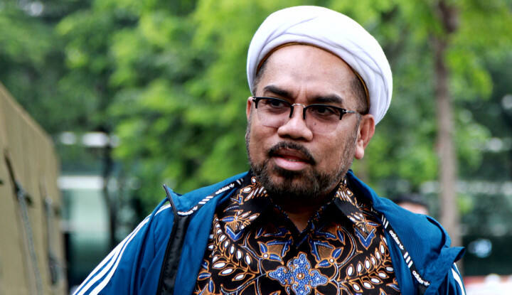 Rumahnya Rocky Gerung Terancam Diratakan, Eh Disapa Orang Istana, Halo Profesor Abal-Abal..