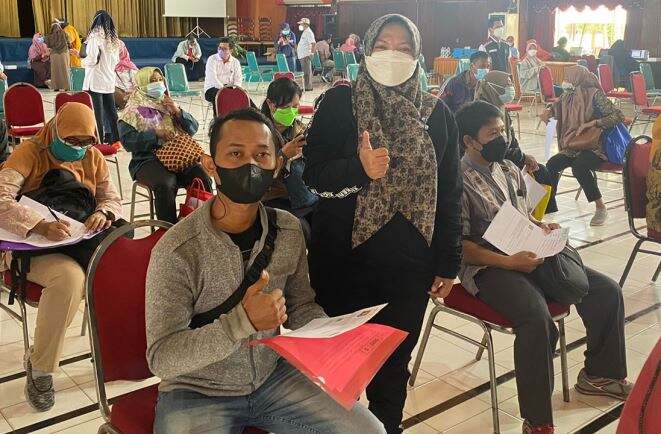 Komisi D DPRD Surabaya Dampingi Peserta Tes CPNS dan PPPK Swab Antigen
