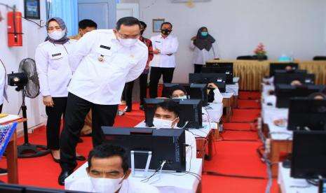 Seleksi PPPK Dimulai, Bupati Muba Pantau Pelaksanan Tes