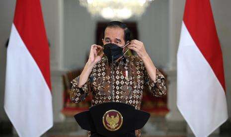 Jokowi Minta Kepsek Kejar Kepala Daerah Tuntaskan Vaksinasi