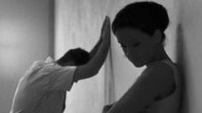 Harus Tahu, Istri Dilarang Lakukan 4 Hal Ini ke Suami, Catat Ya Moms!