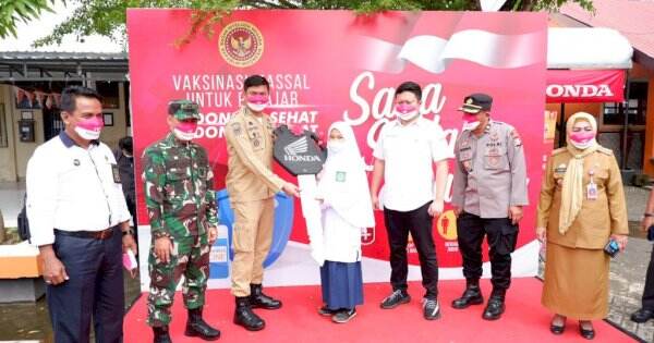 Vaksin Massal di Gowa Kembali Berhadiah Satu Unit Motor dari Honda