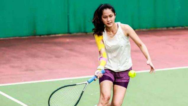 Sporty Banget, Intip Keseruan Prisia Nasution Main Basket