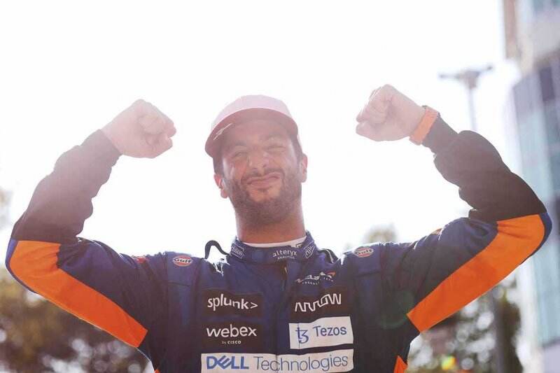 Verstappen Gagal Finis, McLaren Finis Satu-Dua di Monza