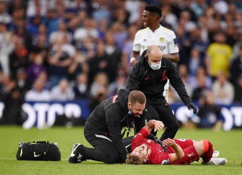 Cedera lliott Rusak Pesta Liverpool di Markas Leeds