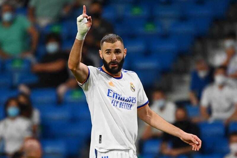 Benzema Bawa Madrid Menang di Bernabeu