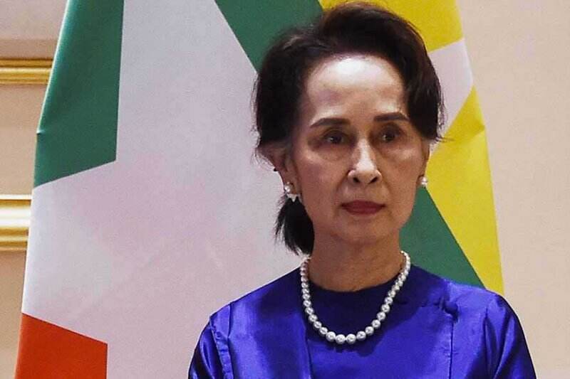 Aung San Suu Kyi Tak Hadiri Sidang Karena Sakit