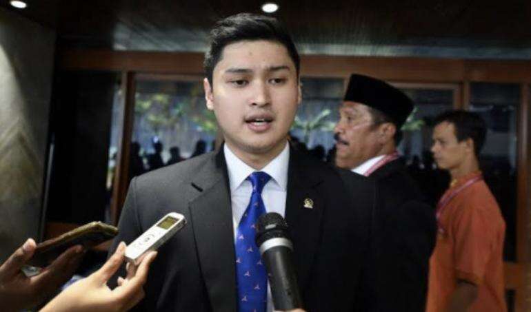 Ribuan Kapal Asing Masuk Perairan Natuna, DPR Ingatkan Kedaulatan NKRI