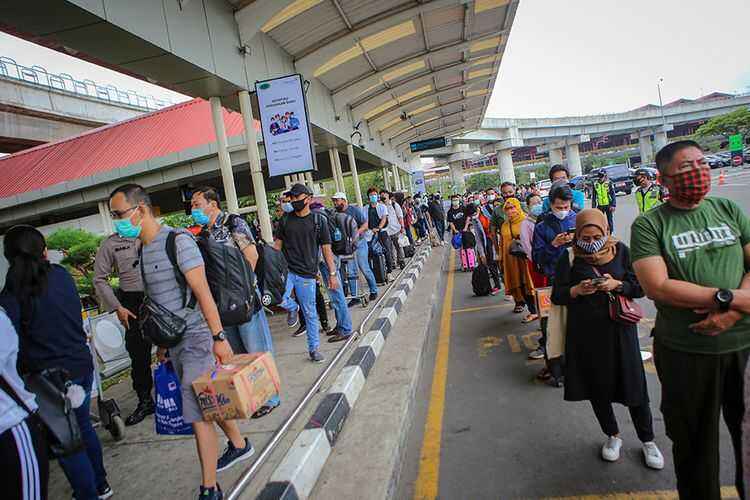 Berita Gembira Berkat PPKM, Kasus Aktif Covid-19 Nasional Turun Lebih dari 93 Persen